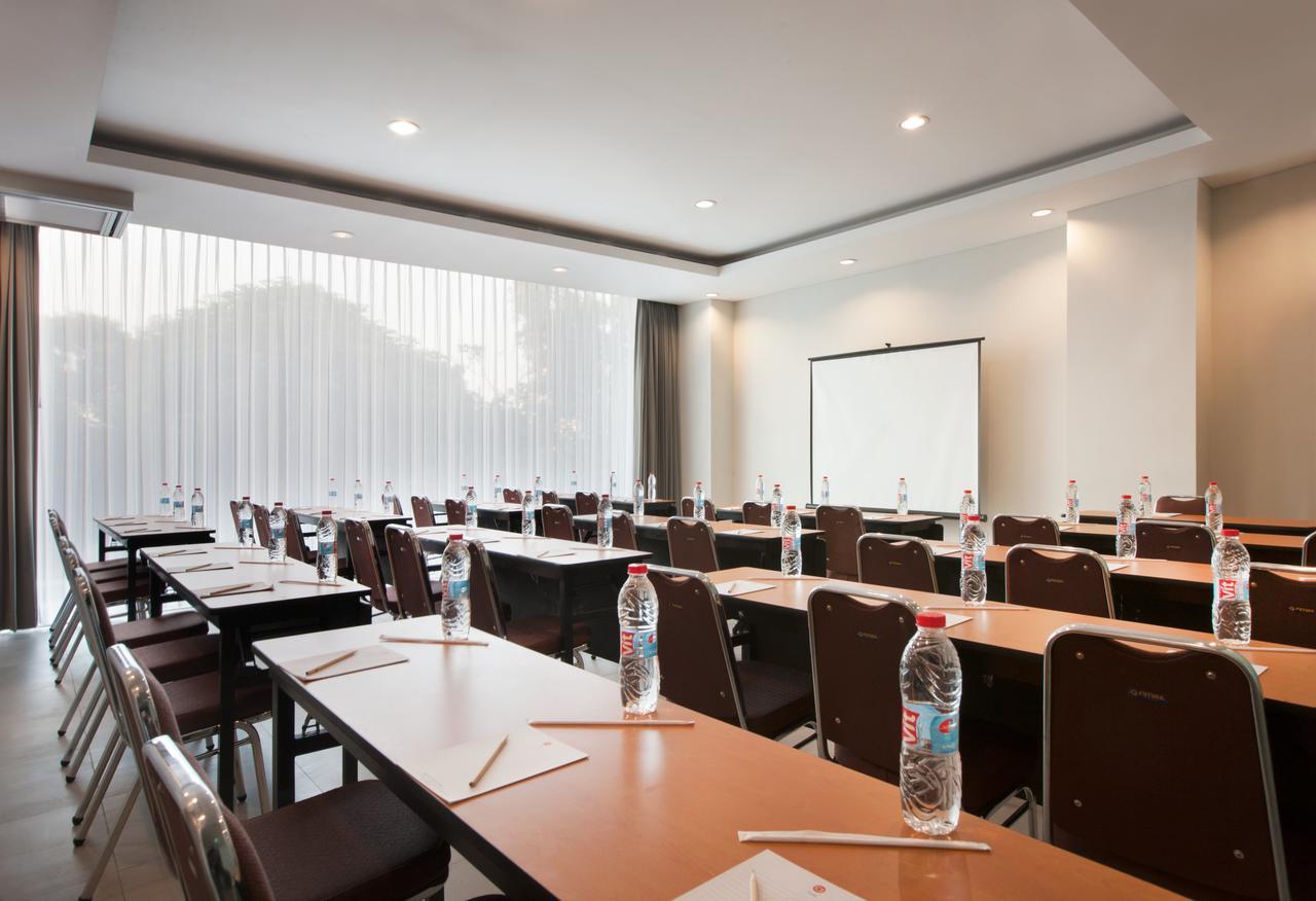 Amaris Hotel Darmo سورابايا المظهر الخارجي الصورة